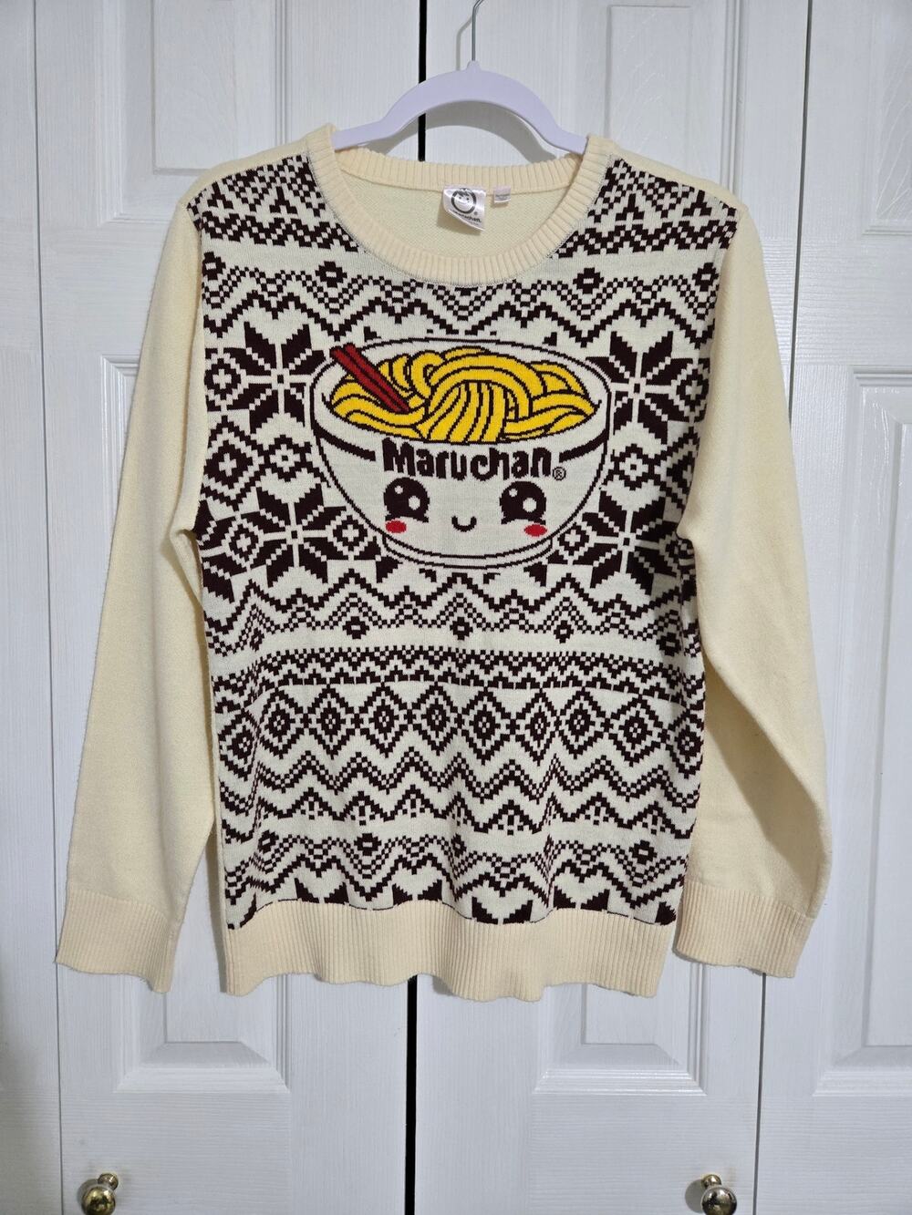 Maruchan xxl women's cream colored graphic sweater